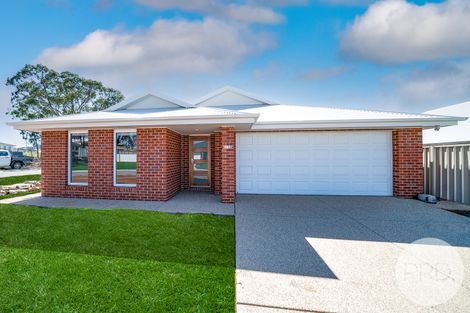 1/13 Jimberoo Loop, Gobbagombalin, NSW 2650