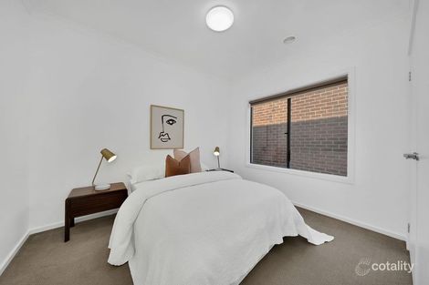 Property photo of 39 Domain Way Craigieburn VIC 3064