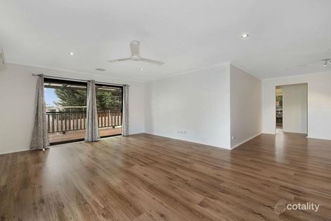 Property photo of 7 Edith Rise Hampton Park VIC 3976