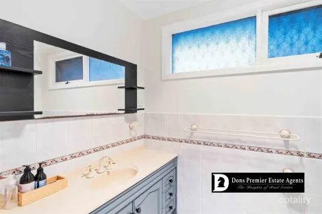 Property photo of 4 Averne Street Cranbourne VIC 3977