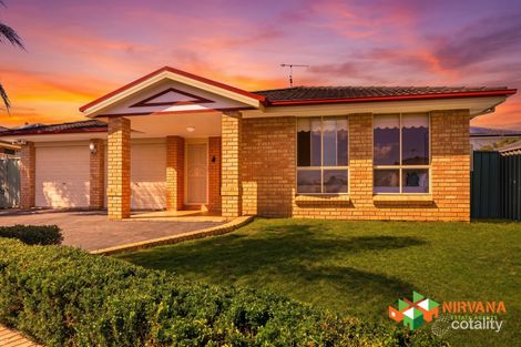 4 HENTY PL, QUAKERS HILL, NSW 2763