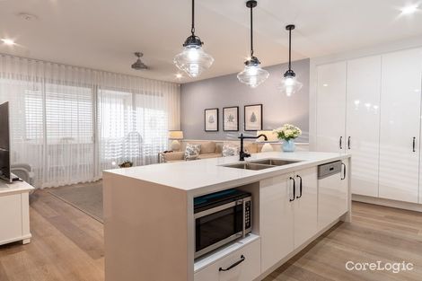 Property photo of 32/66 Lambert Road Indooroopilly QLD 4068