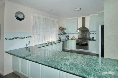 Property photo of 55 Glenbruar Drive Hillside VIC 3037