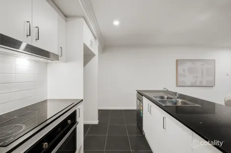 Property photo of 64 Lunar Circuit Spring Mountain QLD 4300