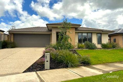 7 Peachtree Dr, Drouin, VIC 3818