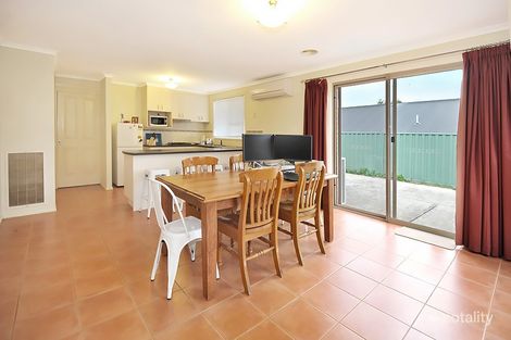 Property photo of 8 Ferndale Court Mount Helen VIC 3350