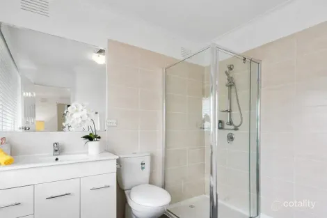 Property photo of 10 Mayune Court Cranbourne VIC 3977