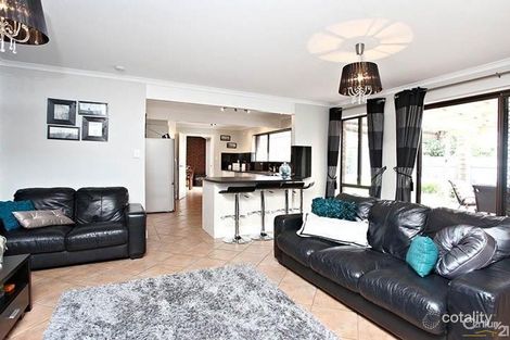 Property photo of 6 Karoola Court Hallett Cove SA 5158