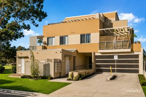 2/18 Paskin St, Kingswood, NSW 2747