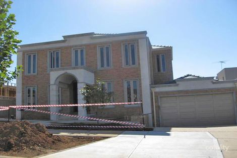 Property photo of 10 Whiteley Parade Taylors Lakes VIC 3038