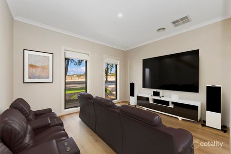 Property photo of 2-4 Kosciuszko Place Caroline Springs VIC 3023