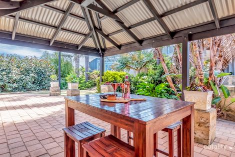 Property photo of 37 Carina Circle Halls Head WA 6210