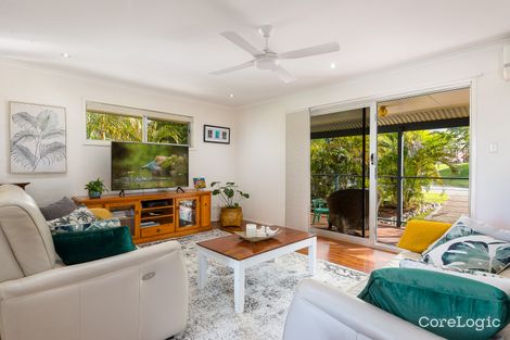 33 Gilford Cres, Albany Creek, QLD 4035