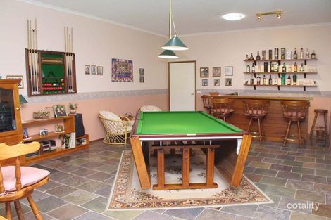 Property photo of 19 Vista Crescent Rowville VIC 3178