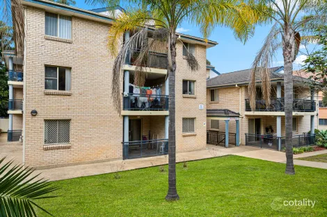 2/51 Cairds Ave, Bankstown, NSW 2200
