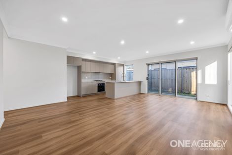 18 Mayopark St, Deanside, VIC 3336