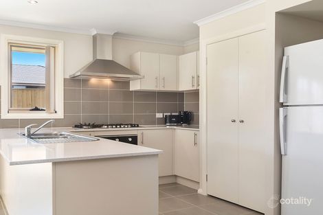 Property photo of 29 Sandpiper Circuit Aberglasslyn NSW 2320