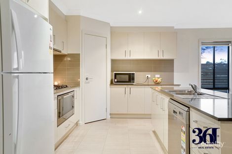 Property photo of 23 Exploration Avenue Werribee VIC 3030