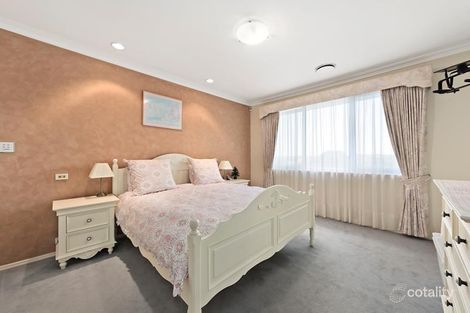 Property photo of 8 Weemala Court Greensborough VIC 3088