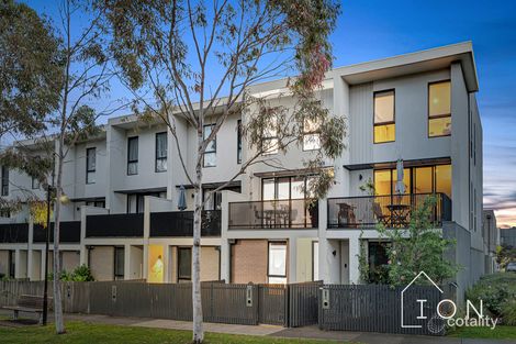 Property photo of 44 Central Park Walk Cheltenham VIC 3192