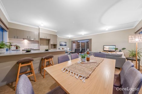 Property photo of 5 Sinclair Walk Pakenham VIC 3810