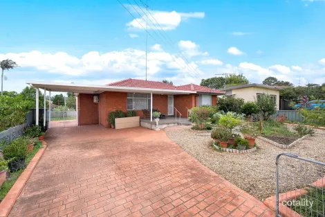 11 Lonsdale St, St Marys, NSW 2760
