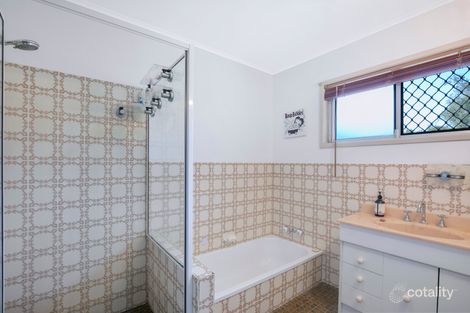 Property photo of 42 Hampshire Crescent Alexandra Hills QLD 4161