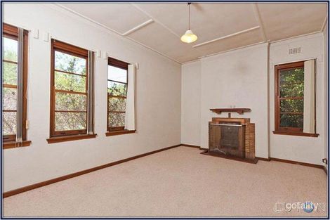 Property photo of 6 Mitchell Street Griffith ACT 2603