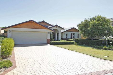 Property photo of 17 Renner Circle Wanneroo WA 6065