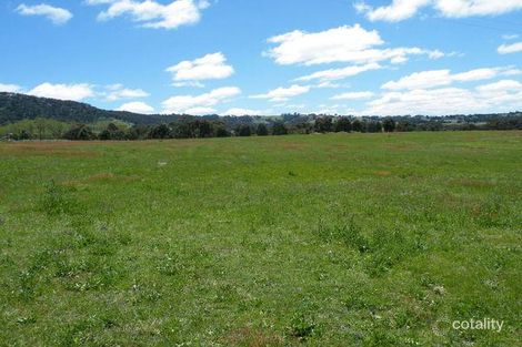 84 Howards Dr, Mount Rankin, NSW 2795