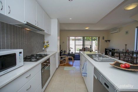 9/15 Merton St, Victoria Park, WA 6100