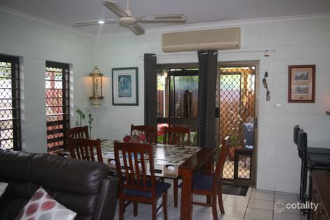 Property photo of 1/1 Elm Street Holloways Beach QLD 4878