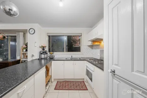 Property photo of 1/6-8 Strabane Way Hampton Park VIC 3976
