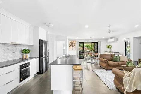 Property photo of 31 Avalon Drive Rural View QLD 4740