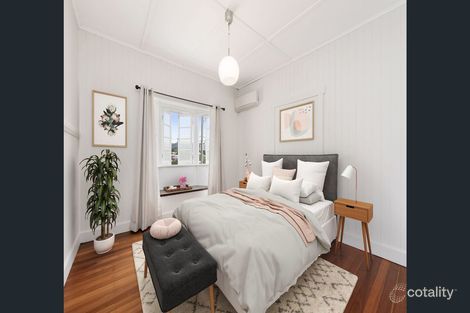 Property photo of 38 Saunders Street Indooroopilly QLD 4068