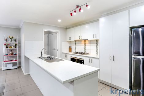 Property photo of 104 Gallery Way Pakenham VIC 3810