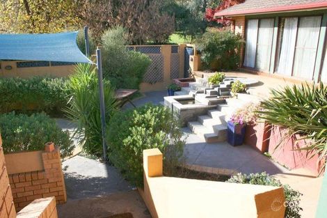 Property photo of 14 Pasadena Place Orange NSW 2800