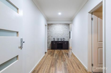Property photo of 21 Reveille Way Mickleham VIC 3064
