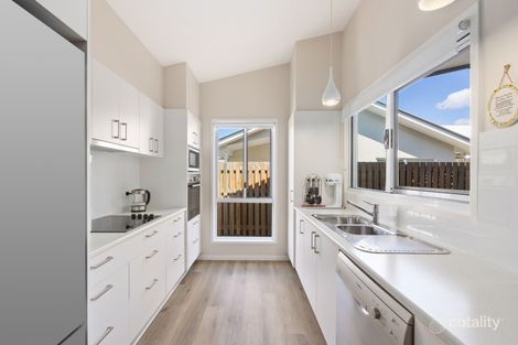 114/2-20 Island View Dr, Urangan, QLD 4655