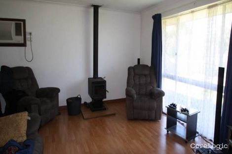 Property photo of 2 Hull Heights Waroona WA 6215