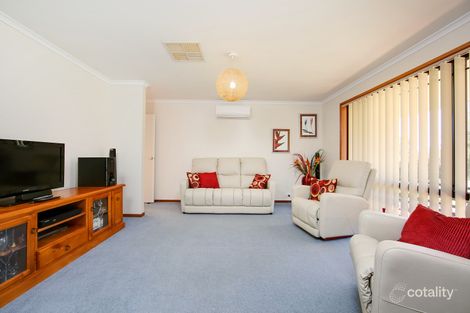Property photo of 2 Simon Lane Baranduda VIC 3691