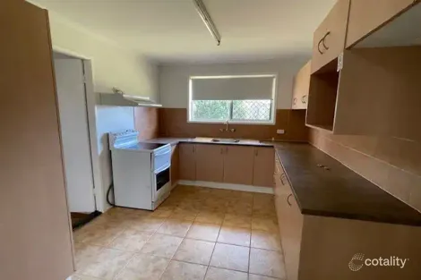 Property photo of 23 Clive Crescent Darling Heights QLD 4350