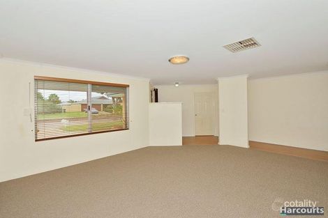 Property photo of 53 Pebble Beach Boulevard Meadow Springs WA 6210