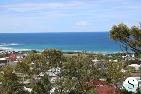 Property photo of 11 Scenic Drive Caves Beach NSW 2281