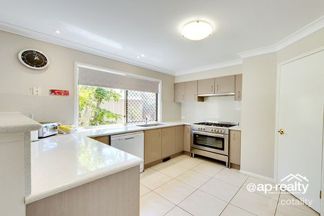 Property photo of 27 Ironbark Place Heathwood QLD 4110