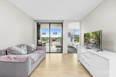 Property photo of 9/39-41 Clarence Road Indooroopilly QLD 4068