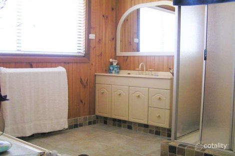 Property photo of 13 Leslie Avenue Gorokan NSW 2263