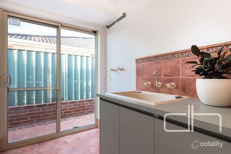 46 Stonewall Cct, Landsdale, WA 6065