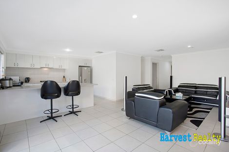 Property photo of 17 Harvard Street Cranbourne West VIC 3977