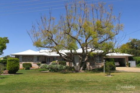 3 Daniel St, Pittsworth, QLD 4356